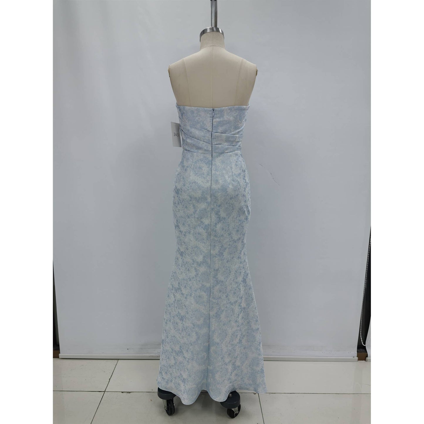 PLEATED DETAIL WITH MERMAID MAXI DRESS: LT BLUE / S-M-L(3-2-1)