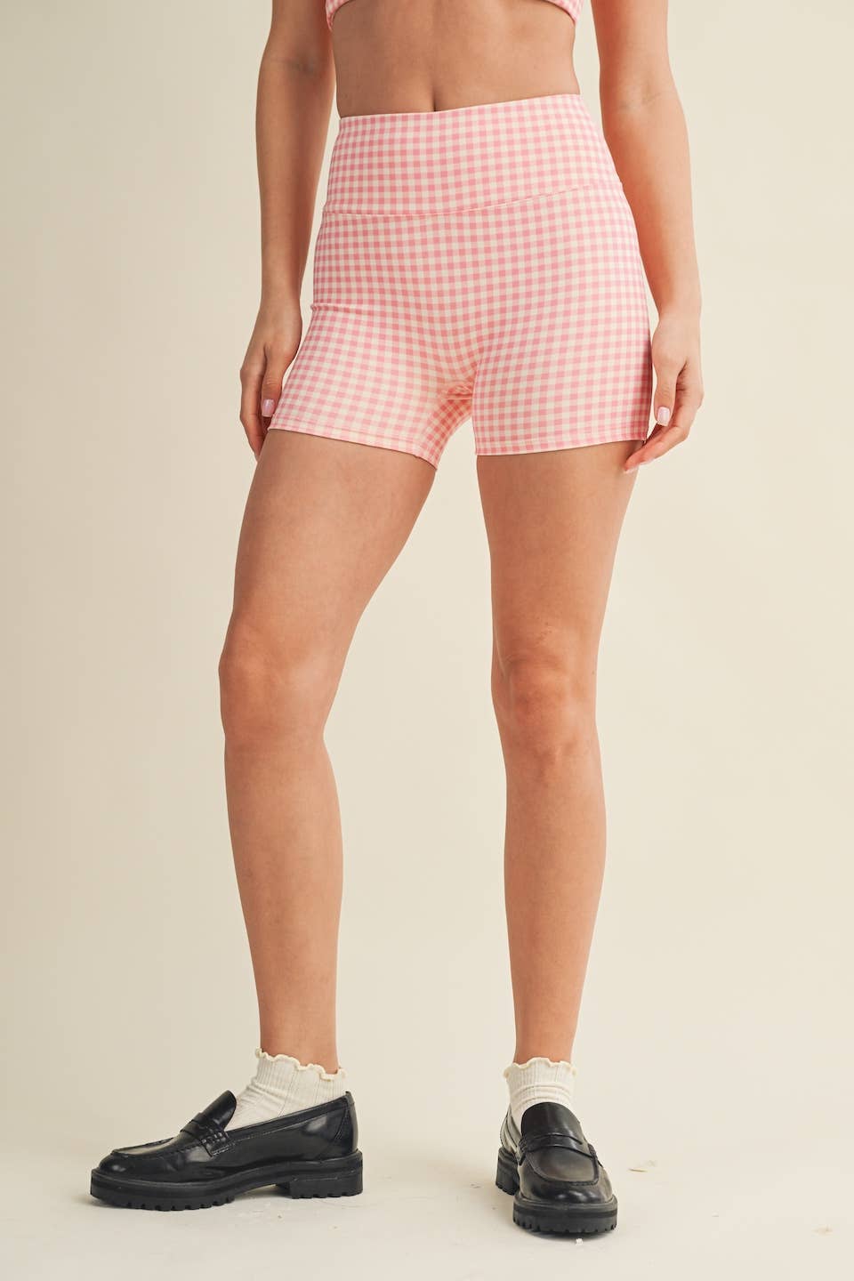Gingham Print Biker Shorts: Peach Gingham / S