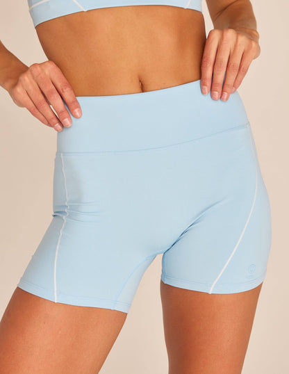 The Trace Biker Shorts: Black / S