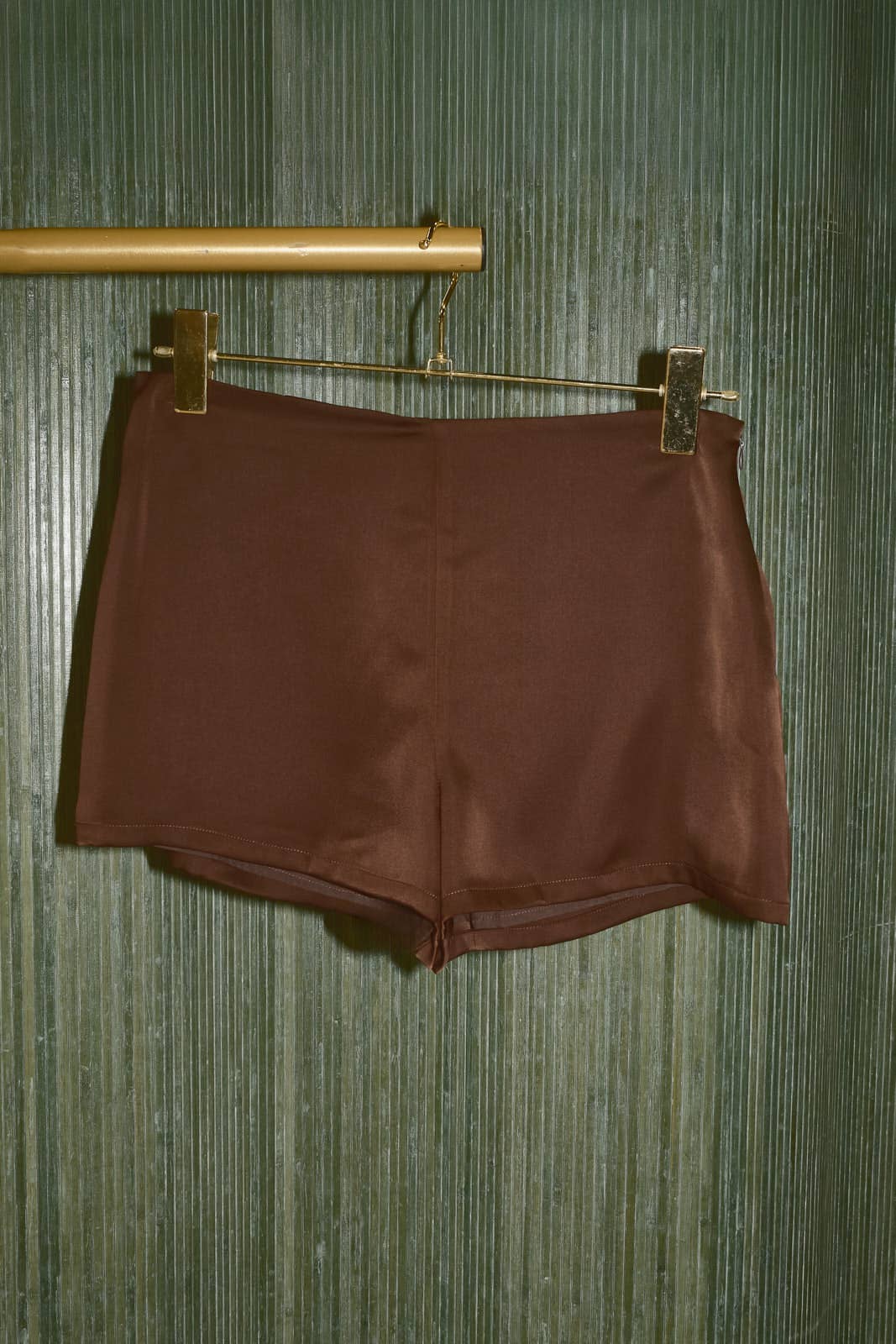 Low Rise Satin Asymmetric Overlay Shorts: Brown / XS