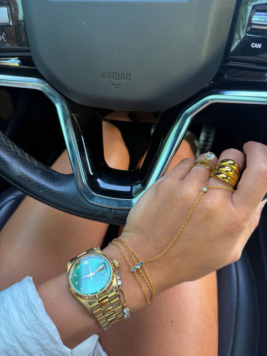 Bailey Hand Chain