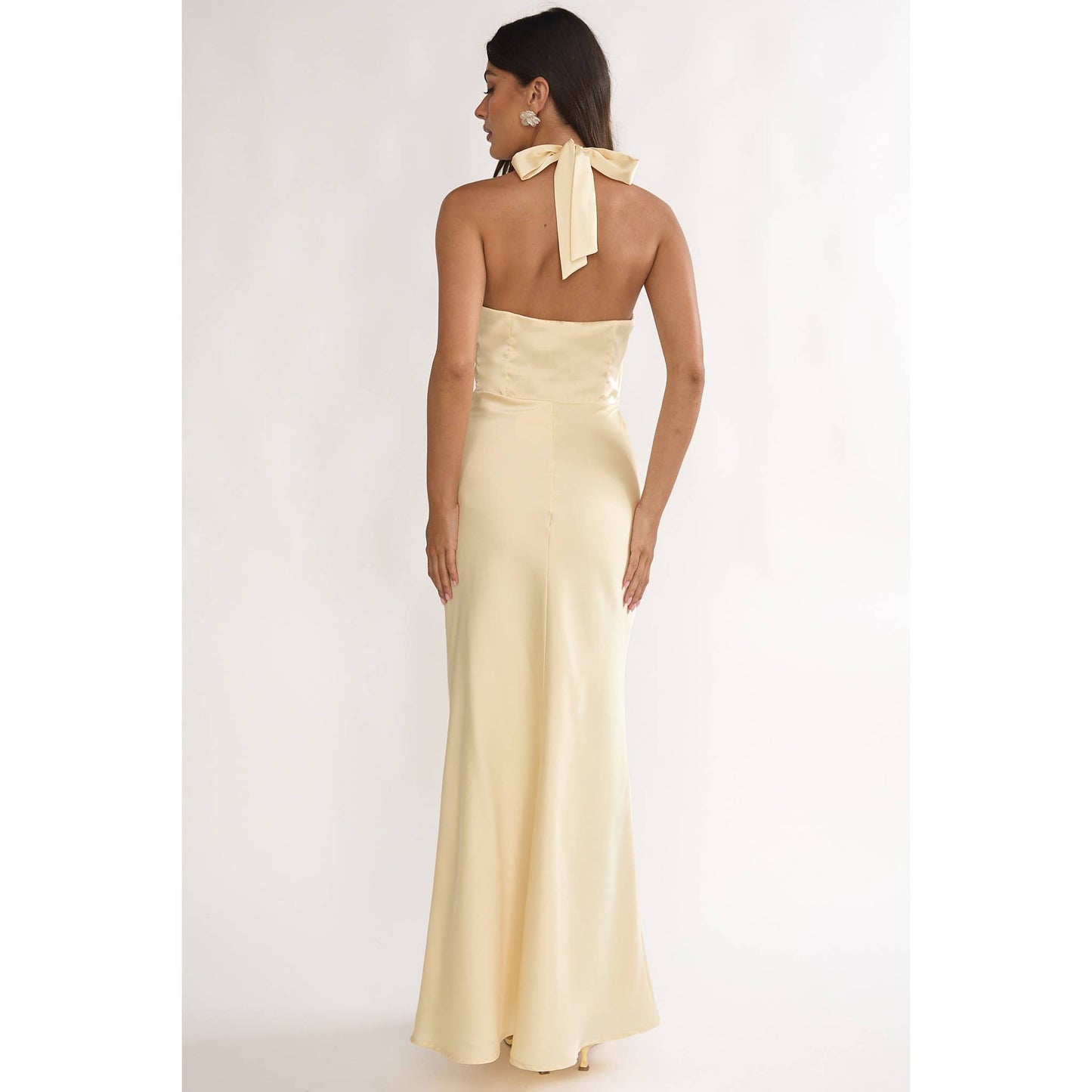 SLEEVELESS HALTER COWL NECK MAXI DRESS: BUTTER / XS-S-M-L(1-3-2-1)