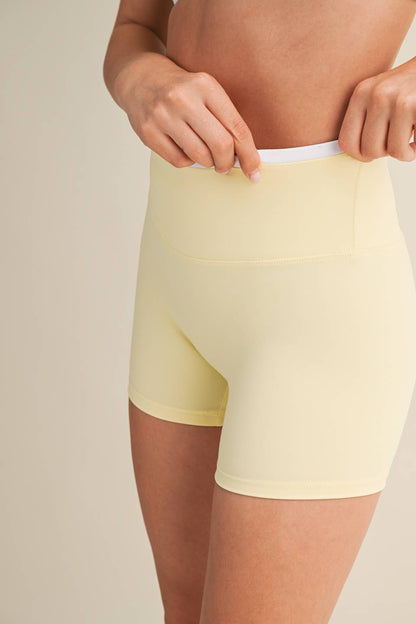 Contrast Binding Biker Shorts: Lemon / S